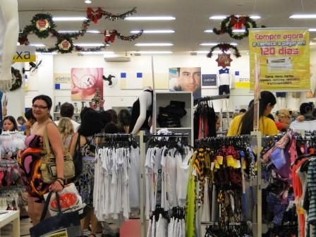 A partir do dia 7 de dezembro, as lojas passam a funcionar em horário prolongado
